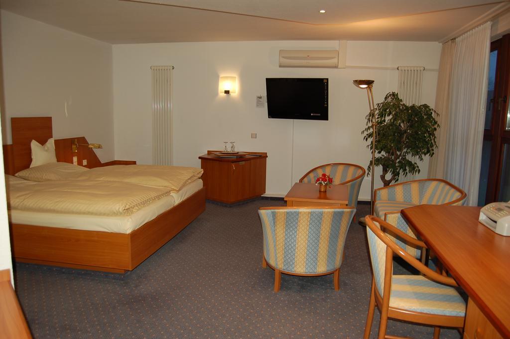 Parkhotel Goldlinde ボーデンヴェルダー エクステリア 写真