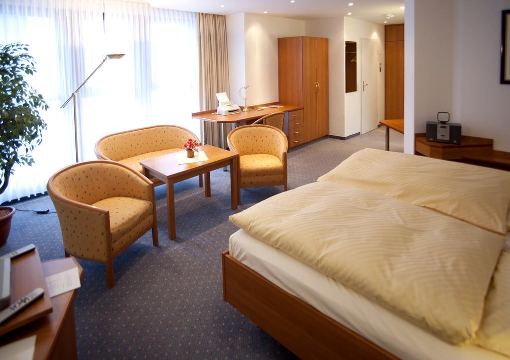 Parkhotel Goldlinde ボーデンヴェルダー エクステリア 写真
