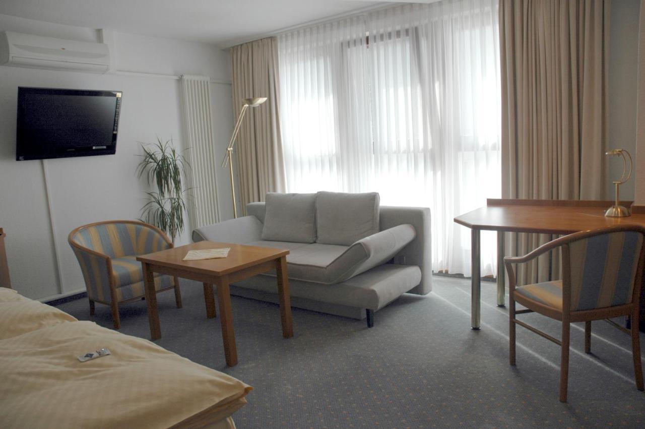Parkhotel Goldlinde ボーデンヴェルダー エクステリア 写真